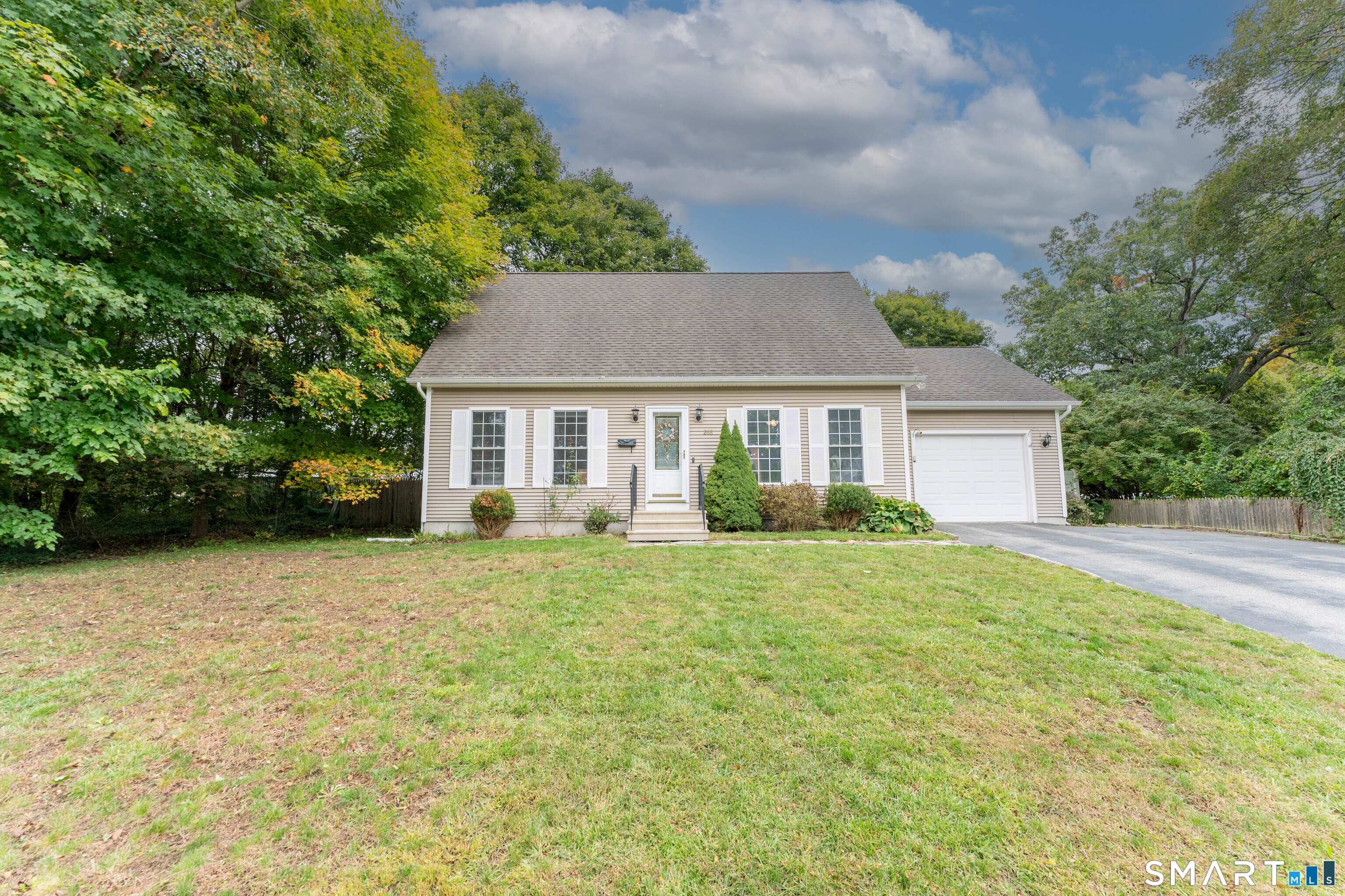 268 Mechanic Street Killingly, CT 06239 - Photo 2 of 14 Gallery Image 2