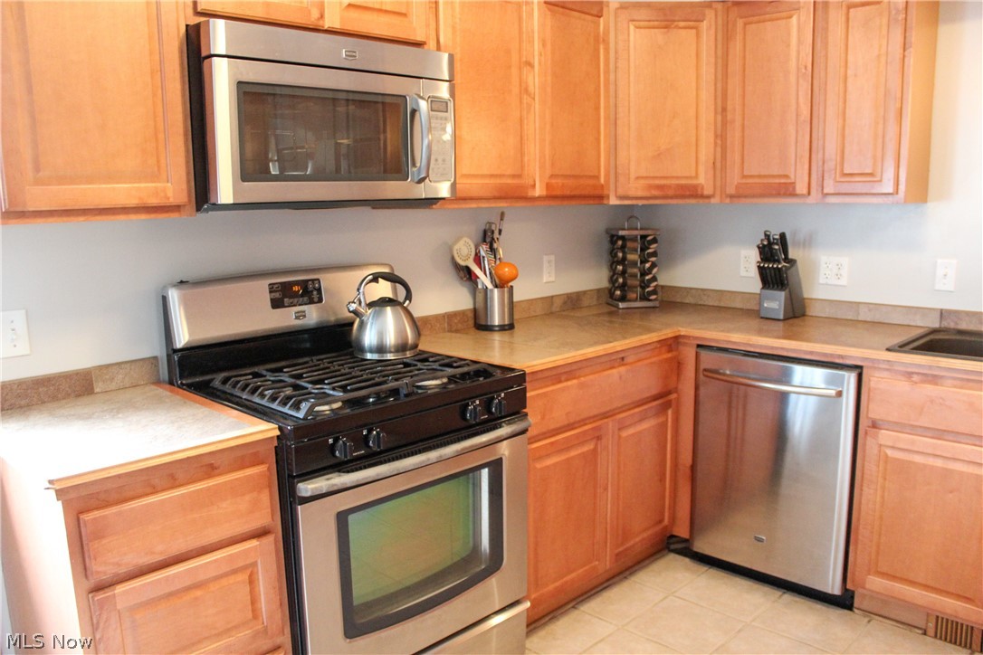4036 Dayton Road Madison, OH 44057 - Photo 9 of 34 Gallery Image 9