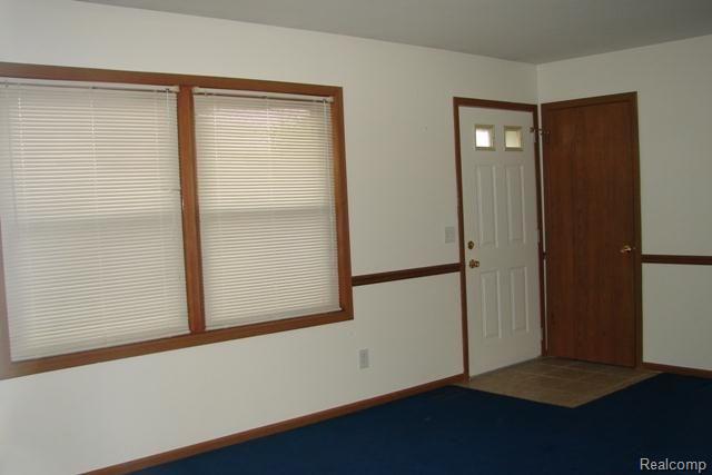 3564 Fish Lake Road Lapeer, MI 48446 - Photo 13 of 34 Front living room.jpg