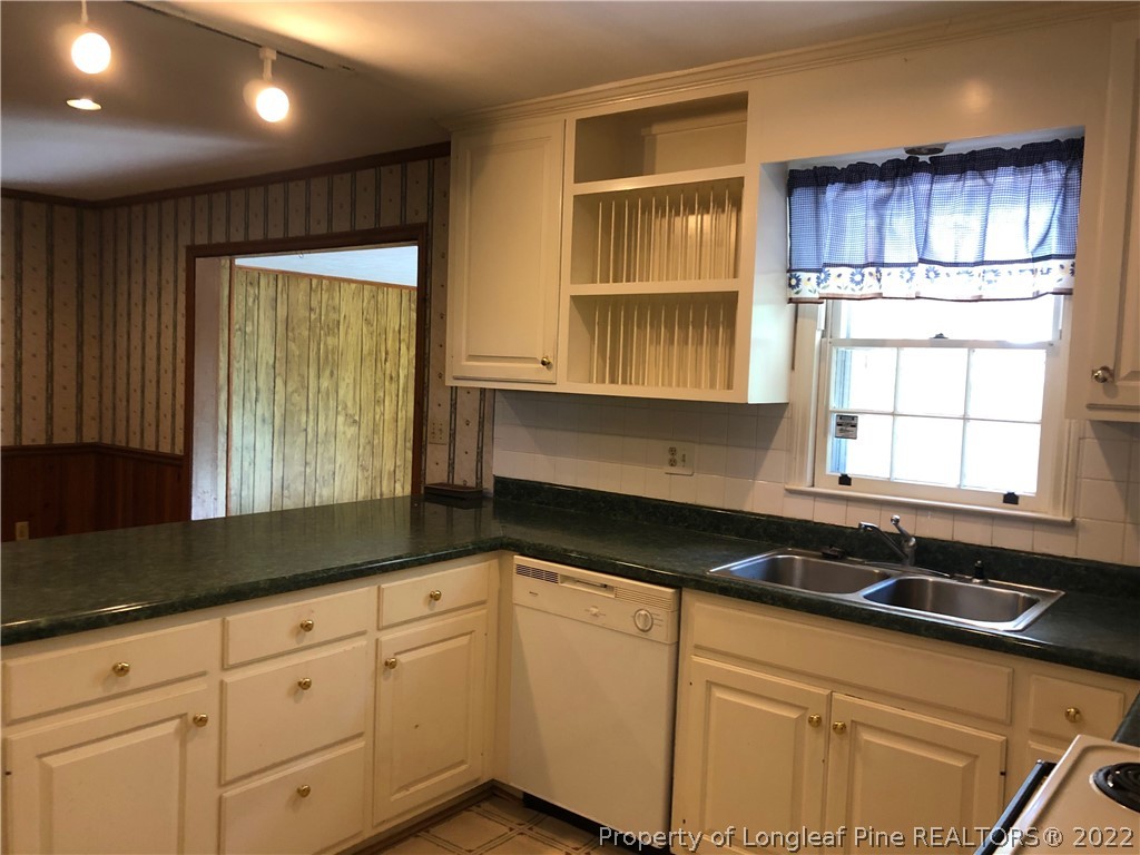 292 Rex Road St. Pauls, NC 28384 - Photo 18 of 35 Gallery Image 18