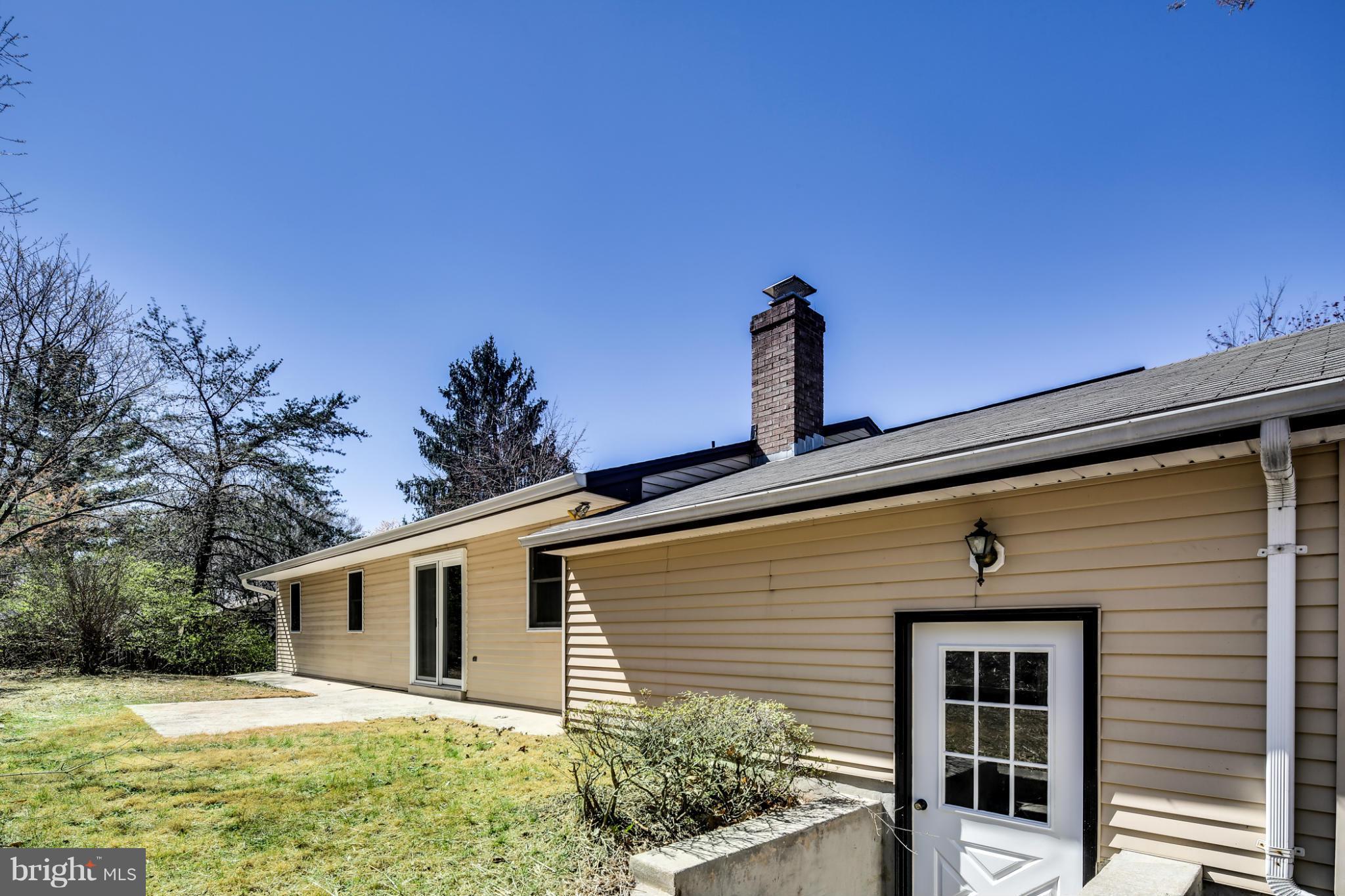 23929 Stringtown Road Clarksburg, MD 20871 - Photo 29 of 30 Exterior (Rear)