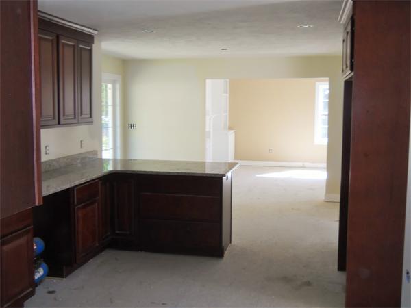 921 Salem Road Dracut, MA 01826 - Photo 13 of 19 Gallery Image 13