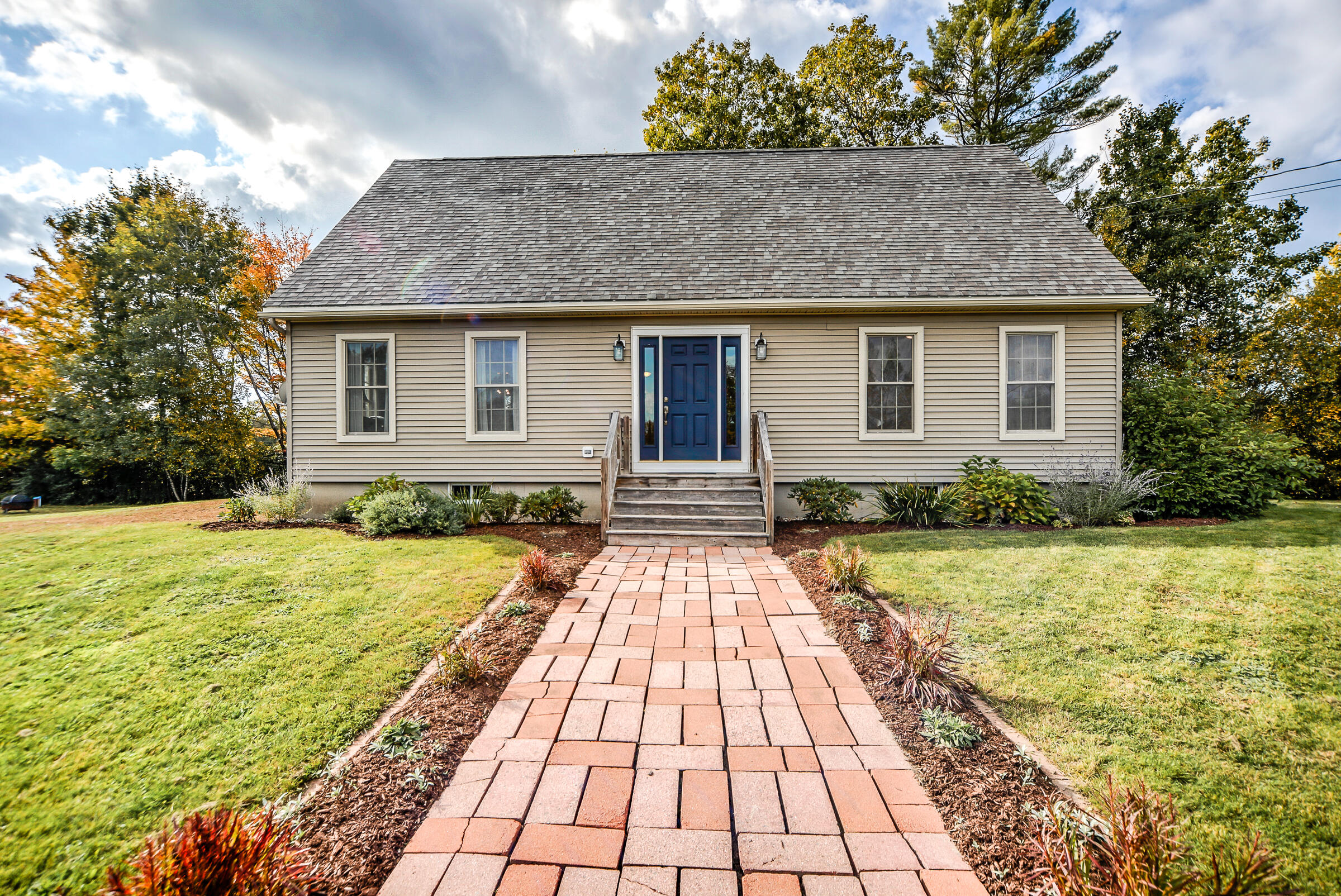 2 Store Road Bowdoin, ME 04287 - Photo 7 of 35 Front Entry