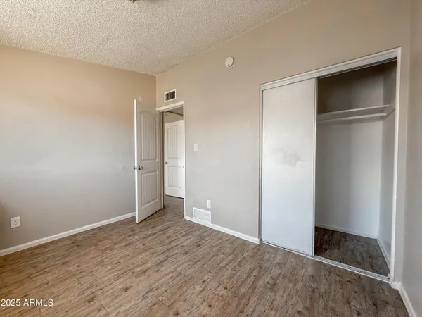 $895 | 2139 West Devonshire Avenue, Unit 3, Phoenix, AZ 85015