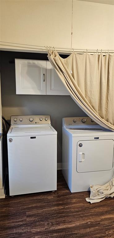 700 Live Oak Road Canton, TX 75103 - Photo 12 of 28 a utility room with dryer and washer