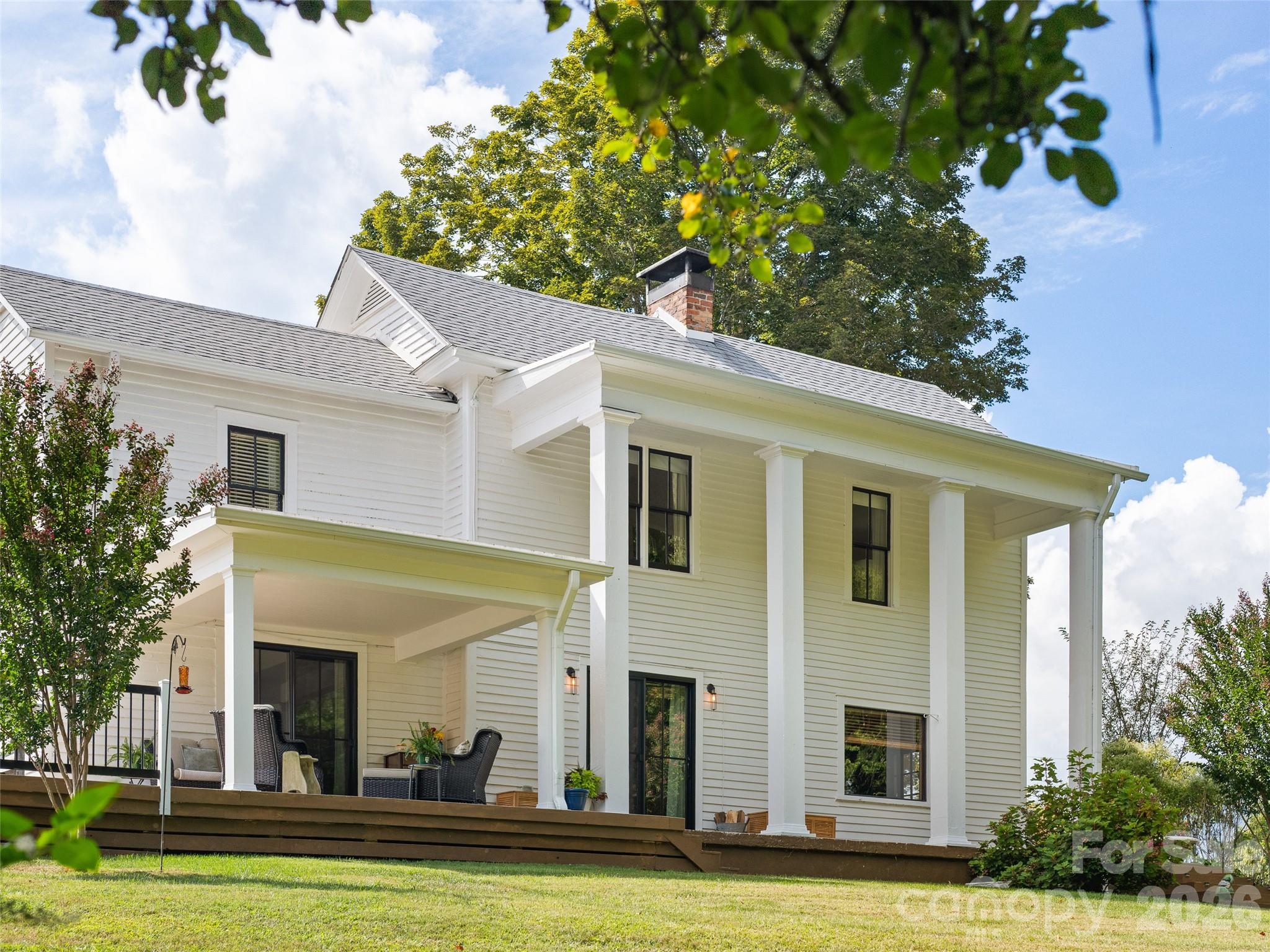 609 Auburn Road Waynesville, NC 28786 - Photo 4 of 48 Gallery Image 4