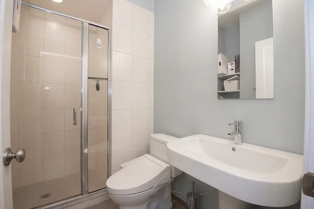 $3,500 | 1216 East Hyde Park Boulevard, Unit 4S, Chicago, IL 60615