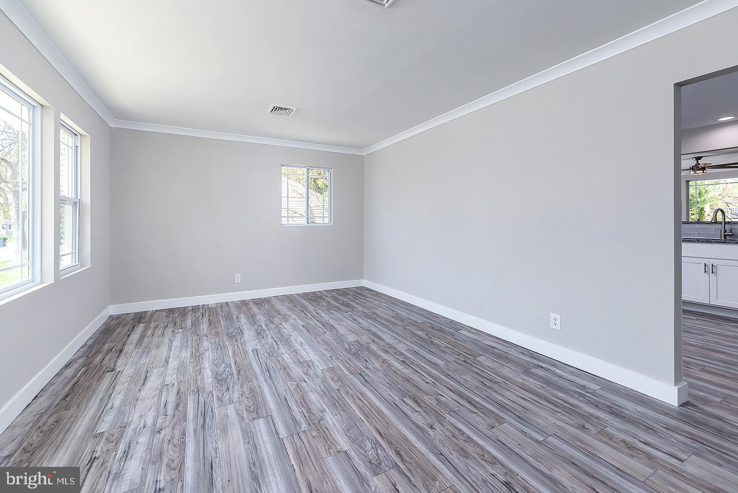 609 Cornwall Road Sewell, NJ 08080 - Photo 6 of 21