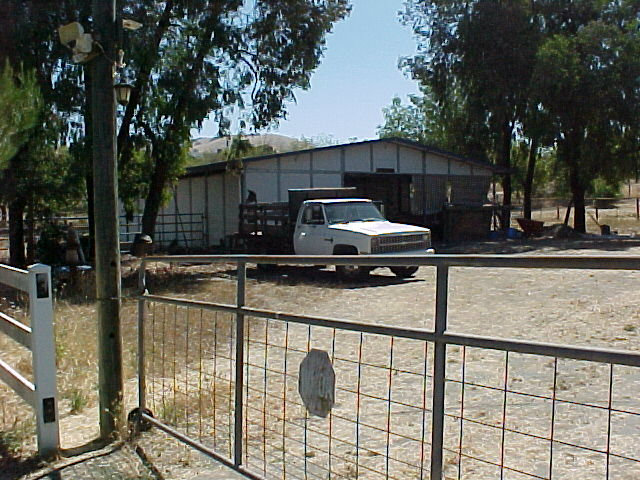 891 Spring Grove Road Hollister, CA 95023 - Photo 4 of 11 Gallery Image 4