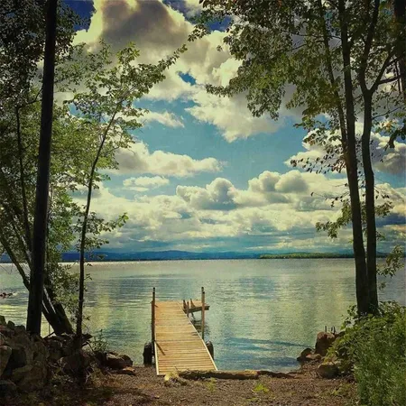 $589,000 | 880 Lakeview Drive, North Hero, VT 05474