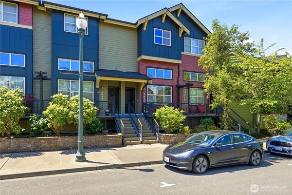 $564,950 | 4846 Pointes Drive, Mukilteo, WA 98275