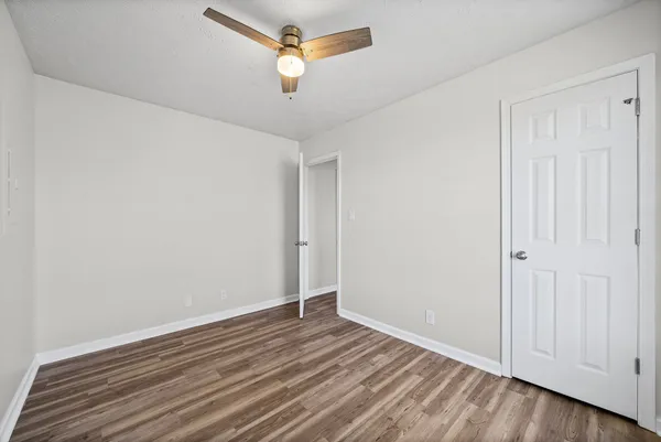 $220,000 | 2040 Carneal Lane, Oak Grove, KY 42262