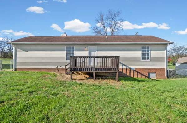 $220,000 | 2040 Carneal Lane, Oak Grove, KY 42262