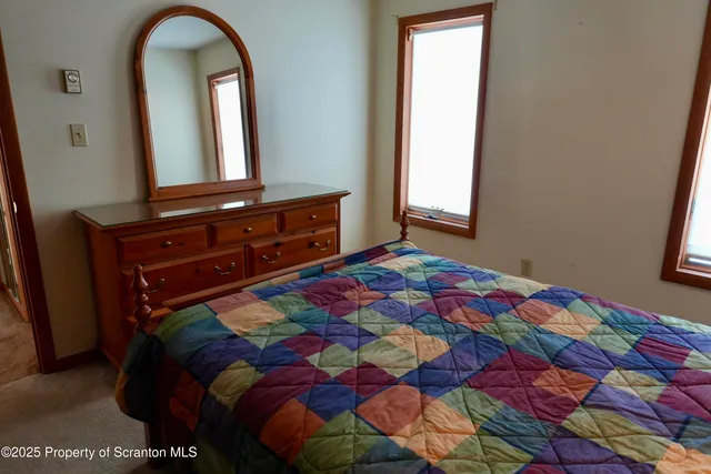 $575,000 | 113 East Shore Drive, Hawley, PA 18428