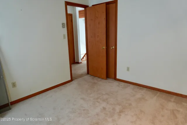 $575,000 | 113 East Shore Drive, Hawley, PA 18428