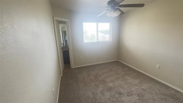 $1,599 | 366 Joanne Loop, Unit B, Buda, TX 78610