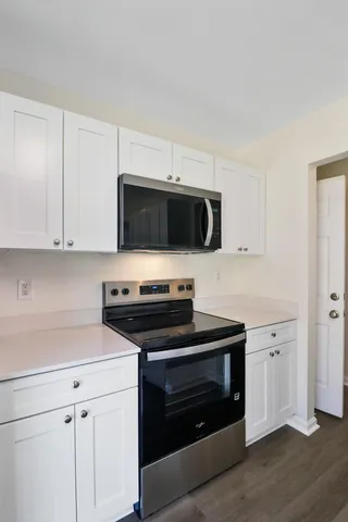 $349,900 | 127 Hainsworth Drive, North Charleston, SC 29418