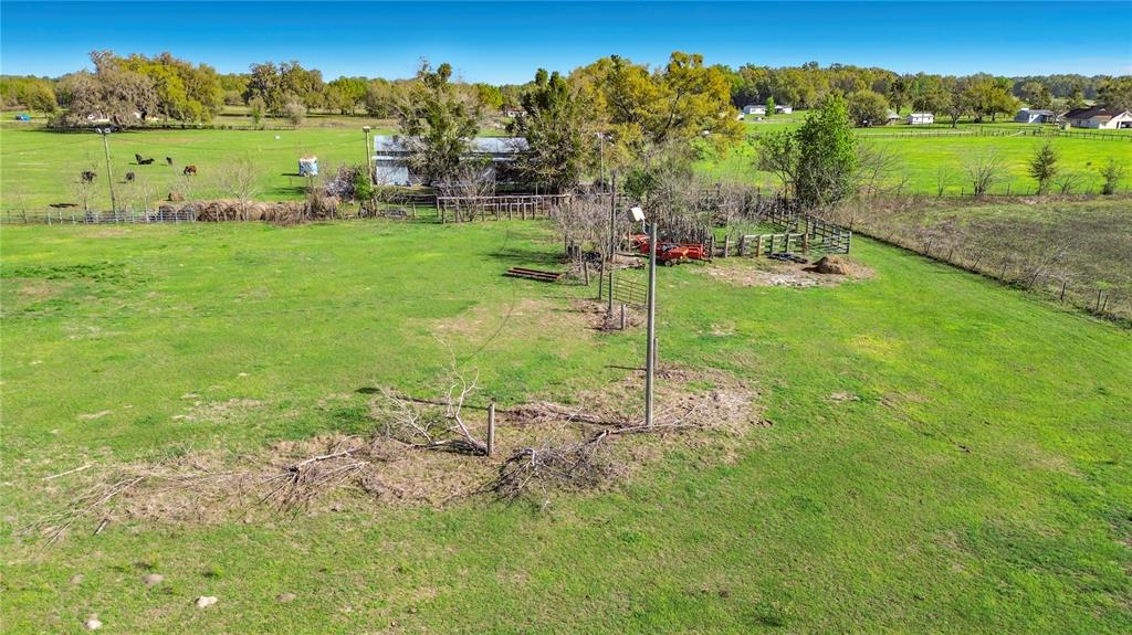 855 Northeast 107th Road Oxford, FL 34484 - Photo 13 of 59