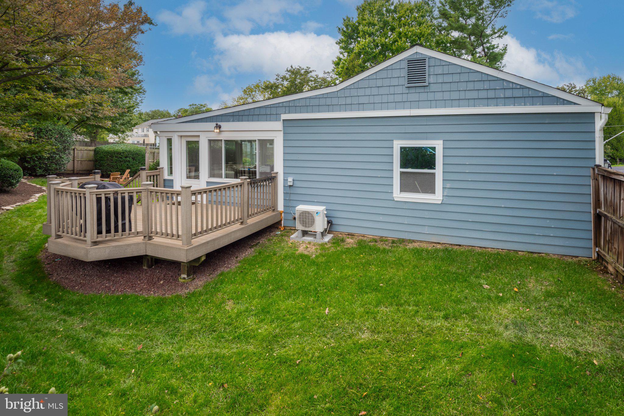 15004 Rocking Spring Drive Rockville, MD 20853 - Photo 18 of 28 Gallery Image 18