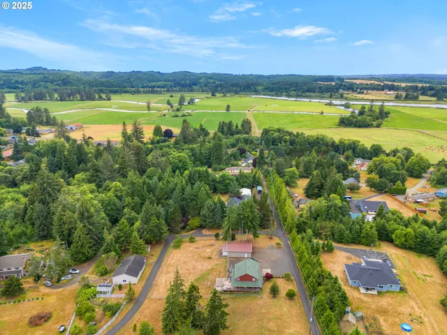 a view of a swimming pool and a lake view