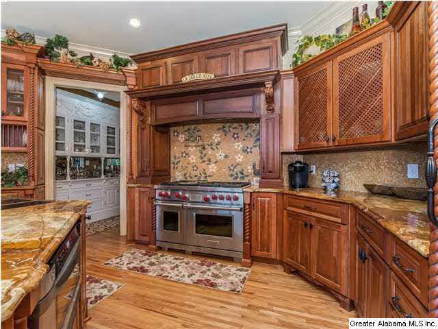 2015 Shandwick Terrace Birmingham, AL 35242 - Photo 7 of 32