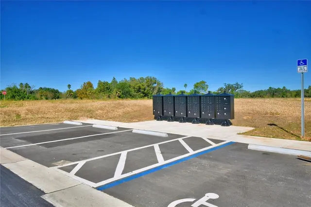 $368,269 | 1219 Hickory Nut Dr Lake, Lake Wales, FL 33898