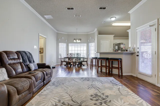 $220,000 | 1511 Nottingham Avenue, Wolfforth, TX 79382