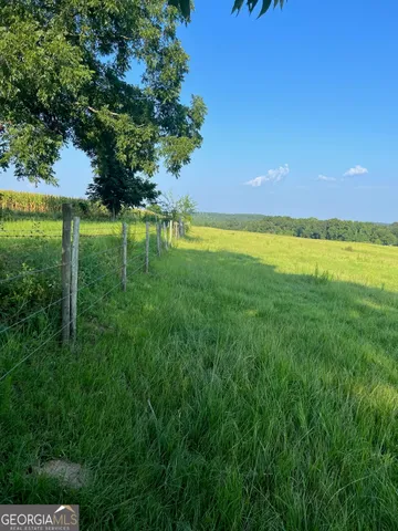 a view of an outdoor space and a yard