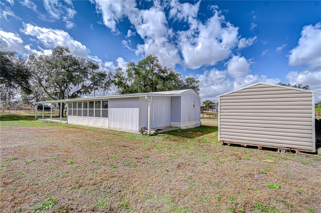 36305 Sunshine Road Zephyrhills, FL 33541 - Photo 9 of 30 Gallery Image 9