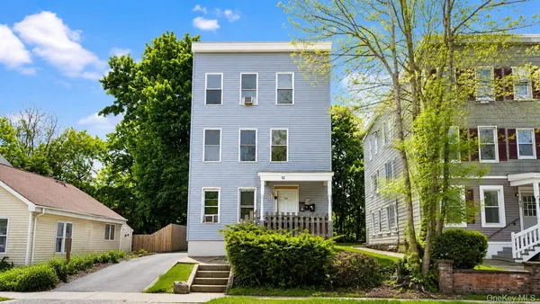 $2,000 | 52 Parker Avenue, Unit 2, Poughkeepsie, NY 12601