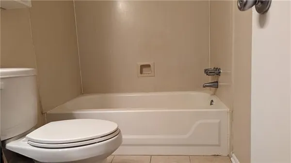 $1,300 | 109 Trace Loop, Unit 109, Mandeville, LA 70448