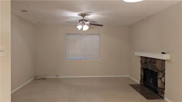 $1,300 | 109 Trace Loop, Unit 109, Mandeville, LA 70448