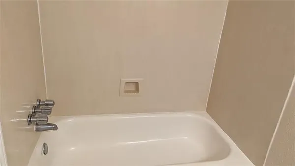 $1,300 | 109 Trace Loop, Unit 109, Mandeville, LA 70448