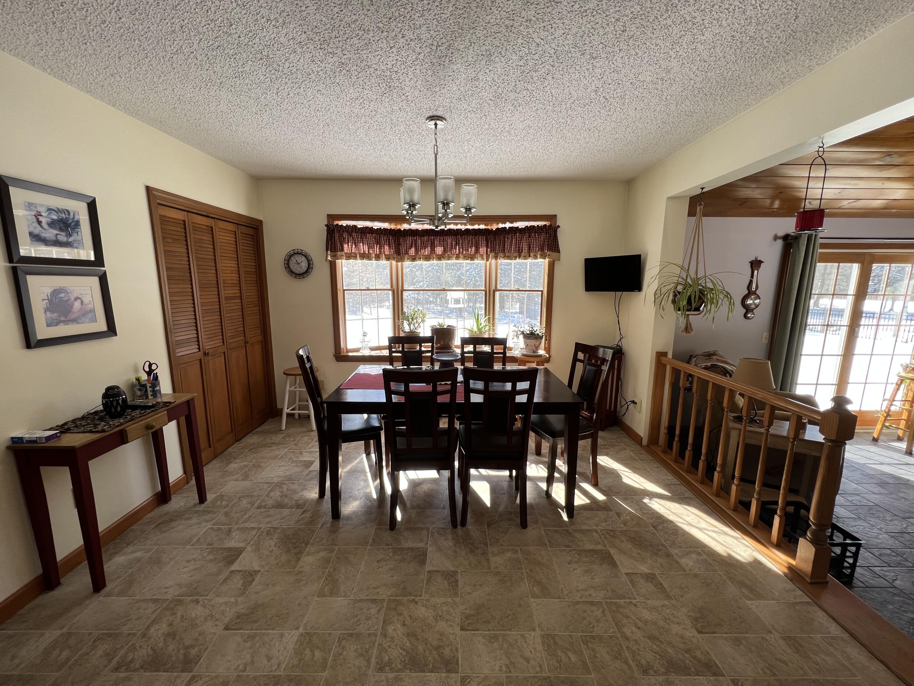 9 6 Rod Road Fairfield, ME 04937 - Photo 10 of 67 9 Dining