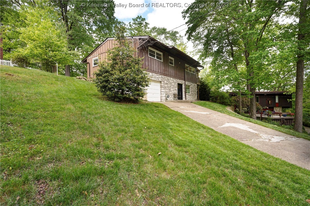 503 Woodcliff Road Charleston, WV 25314 - Photo 2 of 31 Gallery Image 2
