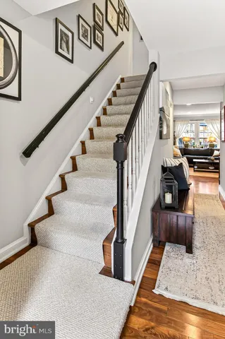 a view of entryway and hall
