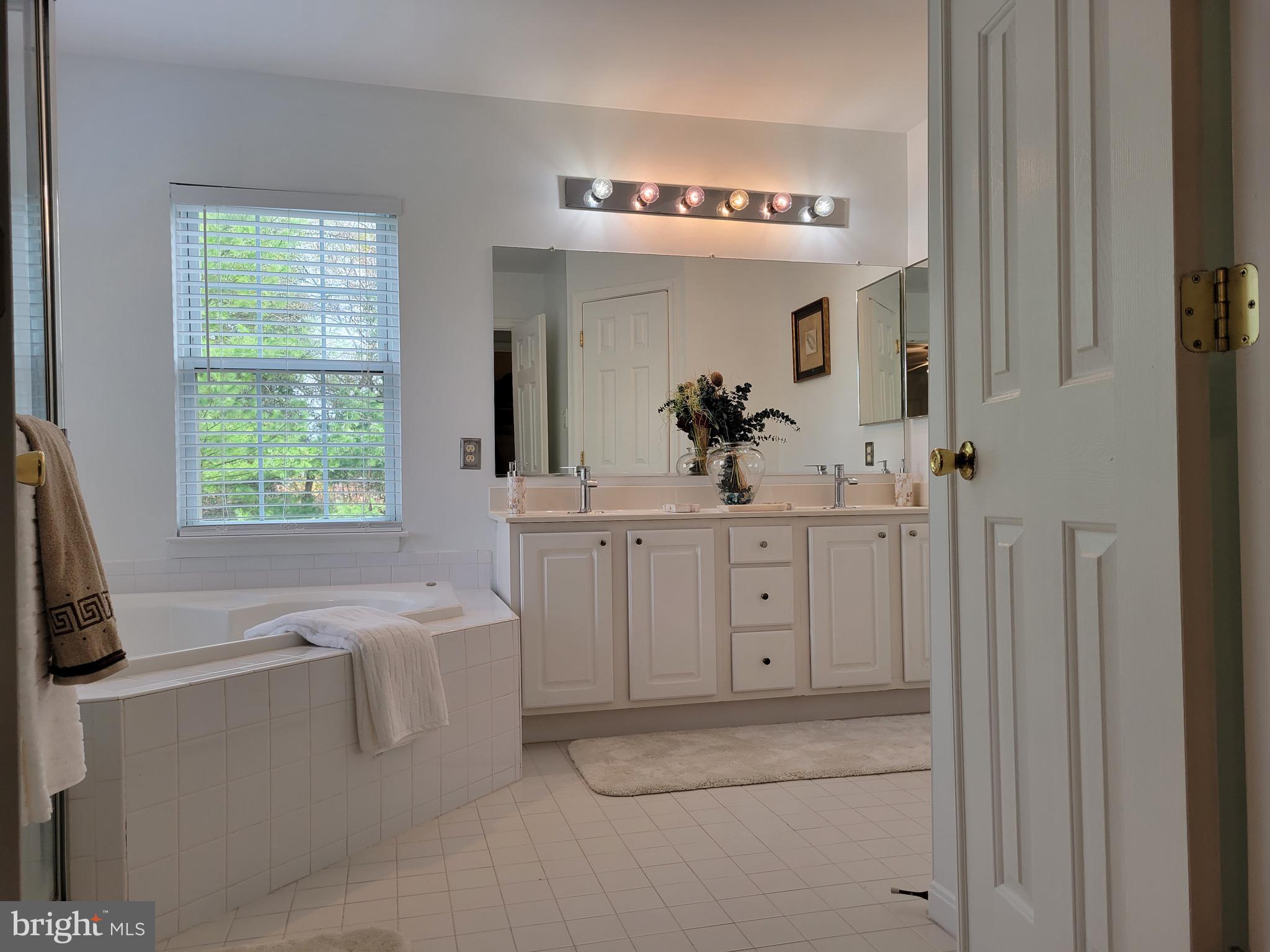 7236 Calm Sunset Columbia, MD 21046 - Photo 21 of 41