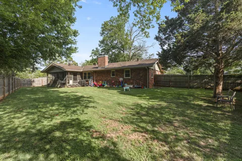 $460,000 | 911 Whitehall Road, Murfreesboro, TN 37130