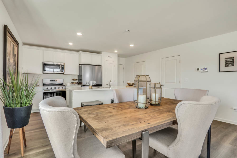 2233 Riesling Road Oswego, IL 60543 - Photo 6 of 25