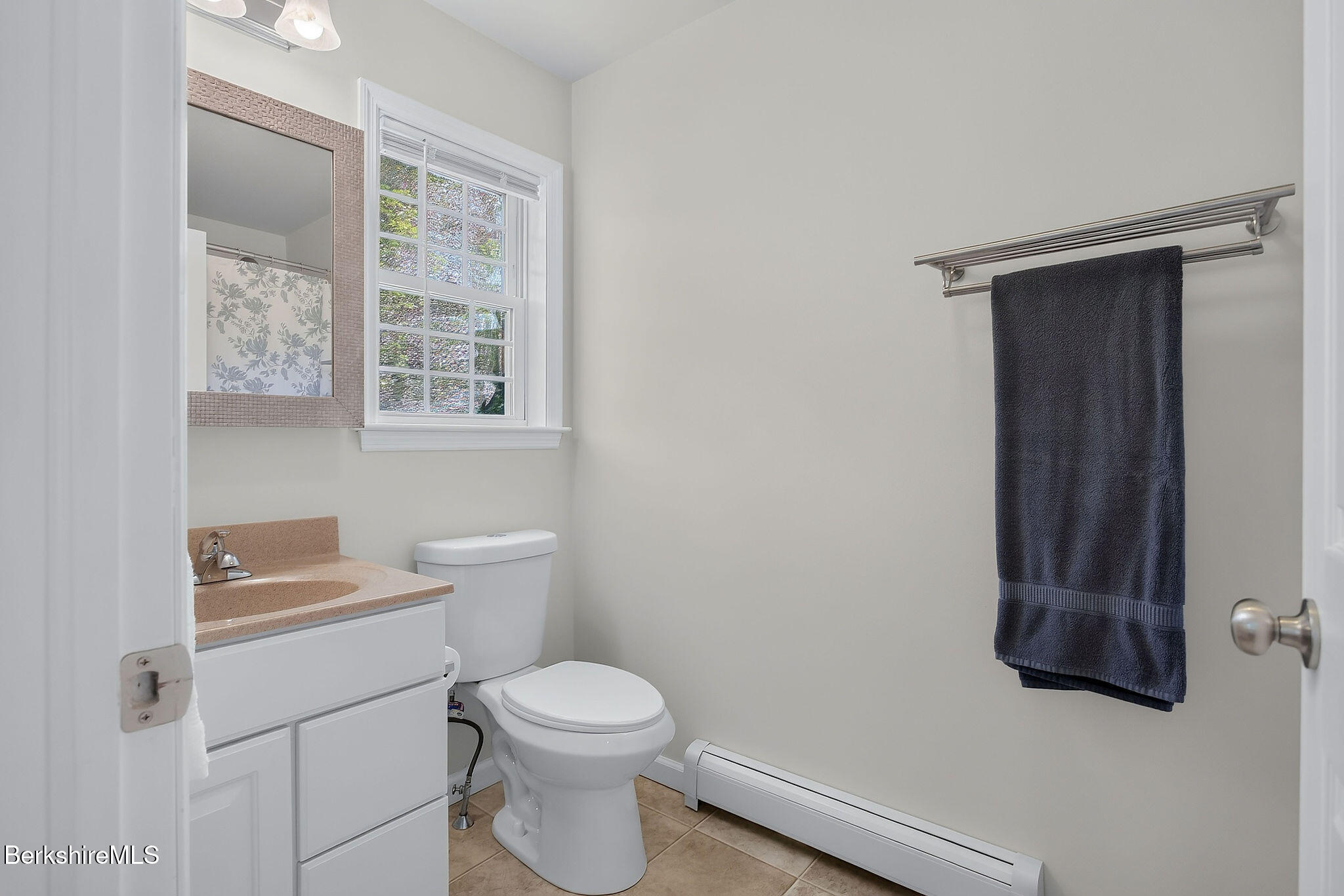 235 McNerney Road Becket, MA 01223 - Photo 22 of 43 primary ensuite