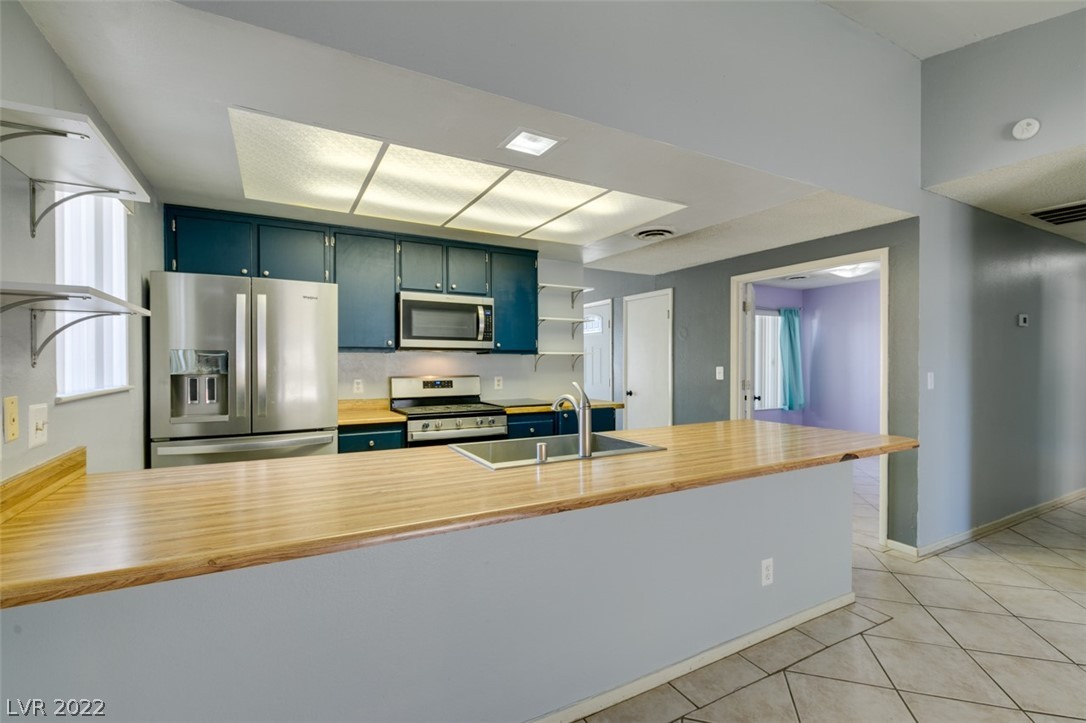 622 Greenway Road Henderson, NV 89002 - Photo 10 of 28