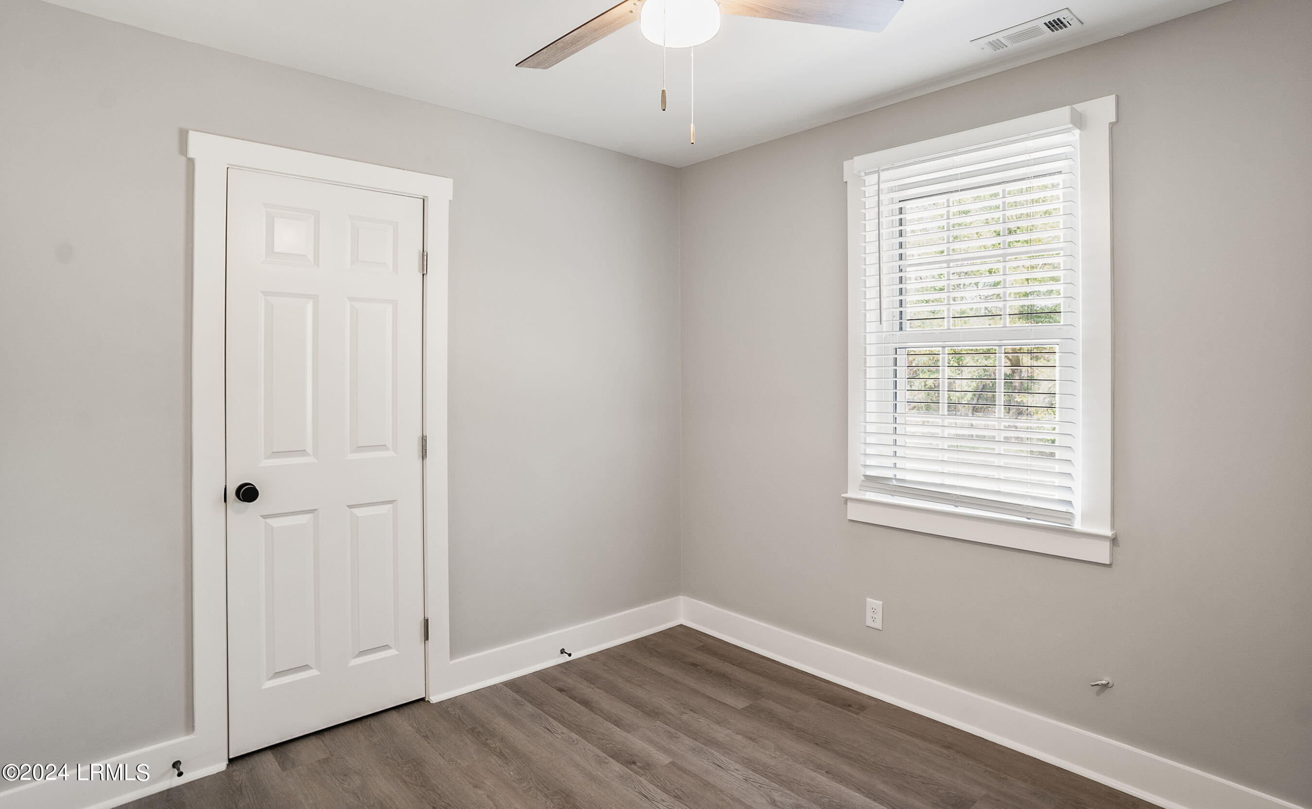2511 State Rd S-7-277 Beaufort, SC 29902 - Photo 19 of 32 DSC08618-80-1