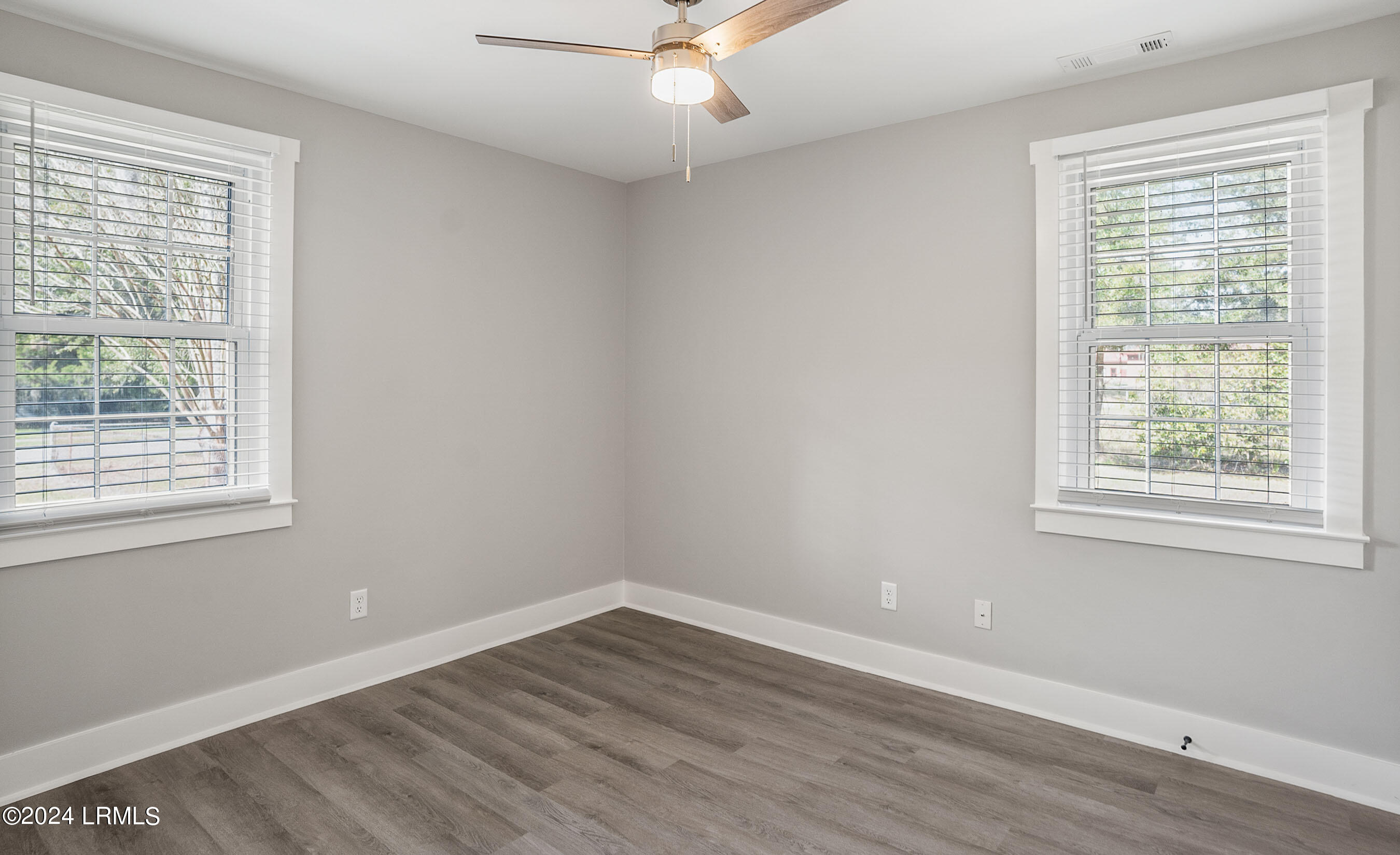 2511 State Rd S-7-277 Beaufort, SC 29902 - Photo 20 of 32 DSC08623-85-1