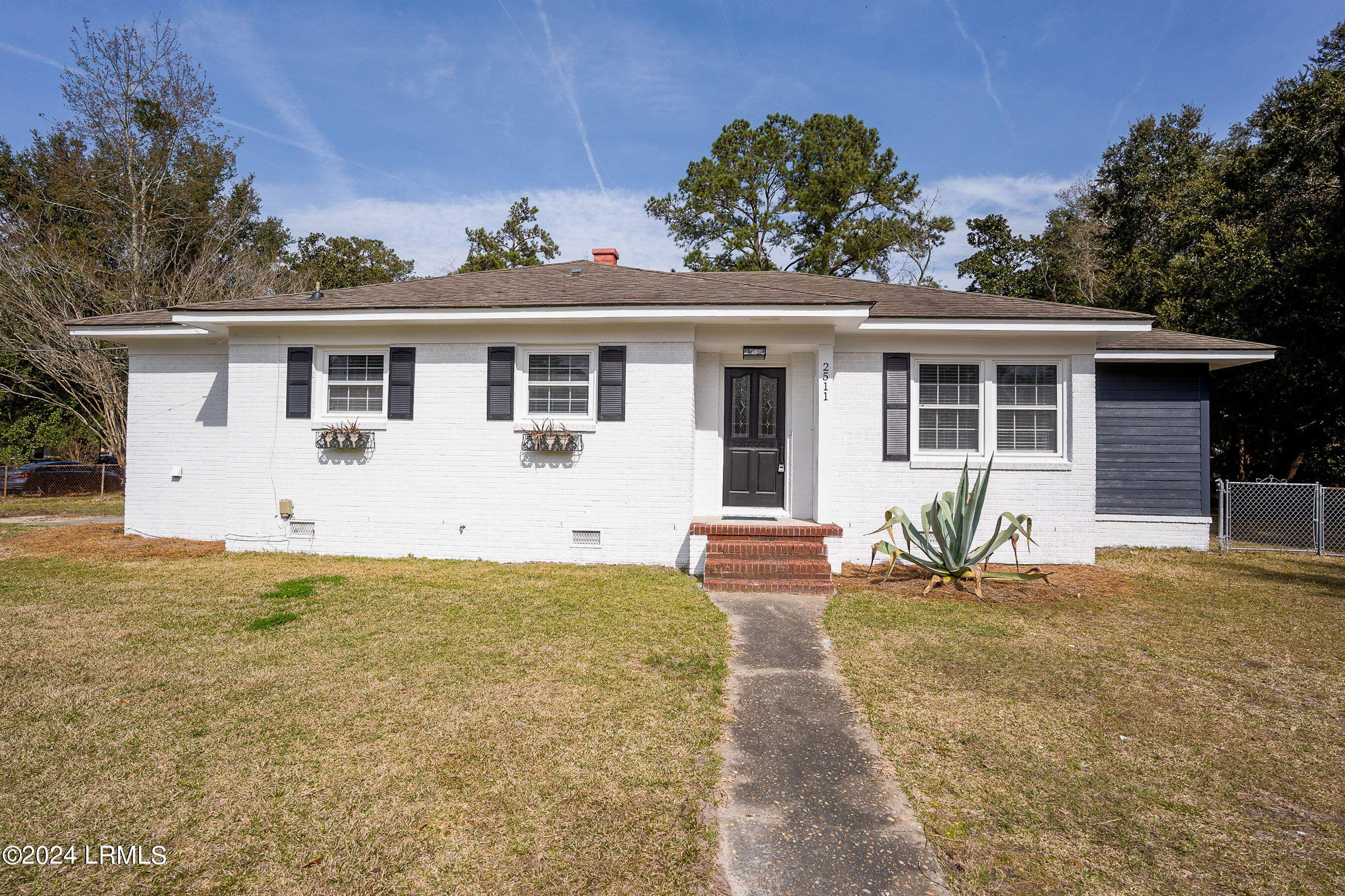 2511 State Rd S-7-277 Beaufort, SC 29902 - Photo 2 of 32 DSC08534-21-HDR-1