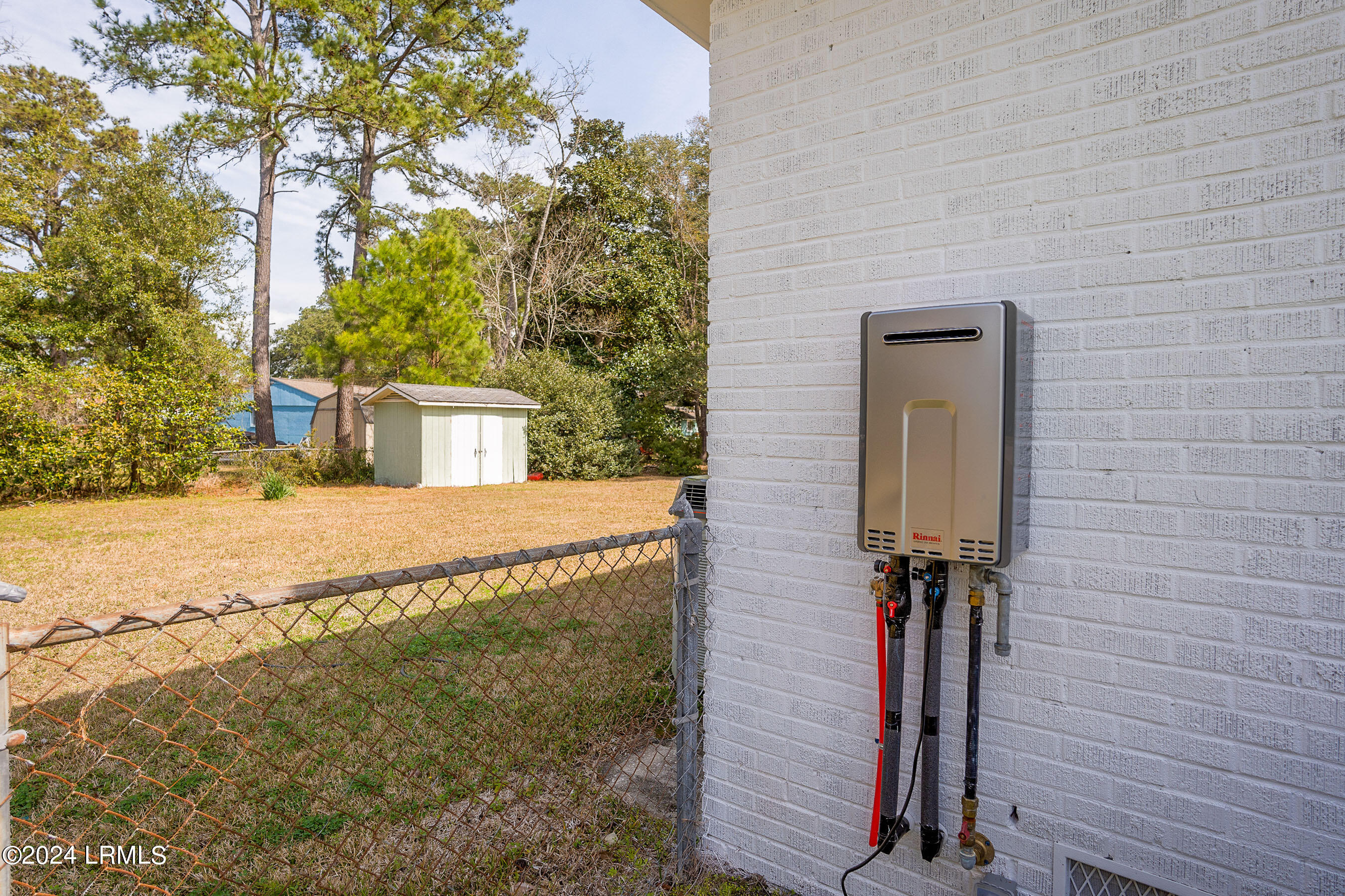 2511 State Rd S-7-277 Beaufort, SC 29902 - Photo 27 of 32 DSC08654-31-HDR-1