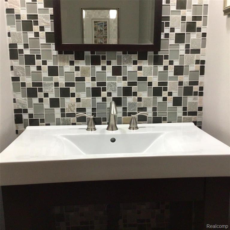 2181 Chalet Drive Rochester Hills, MI 48309 - Photo 21 of 26