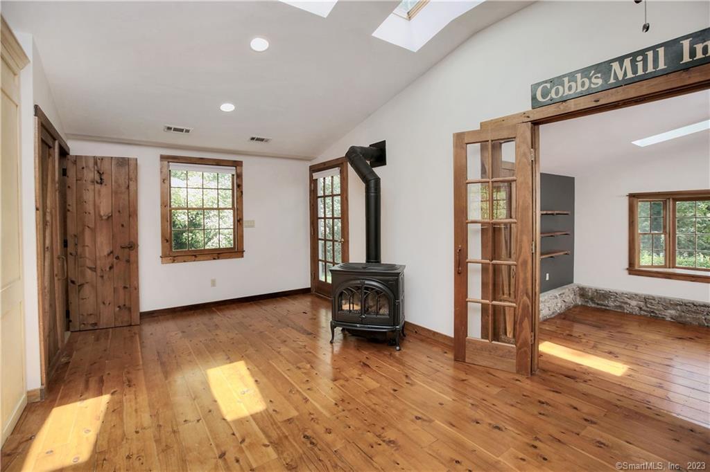 5 Old Mill Road Weston, CT 06883 - Photo 15 of 40