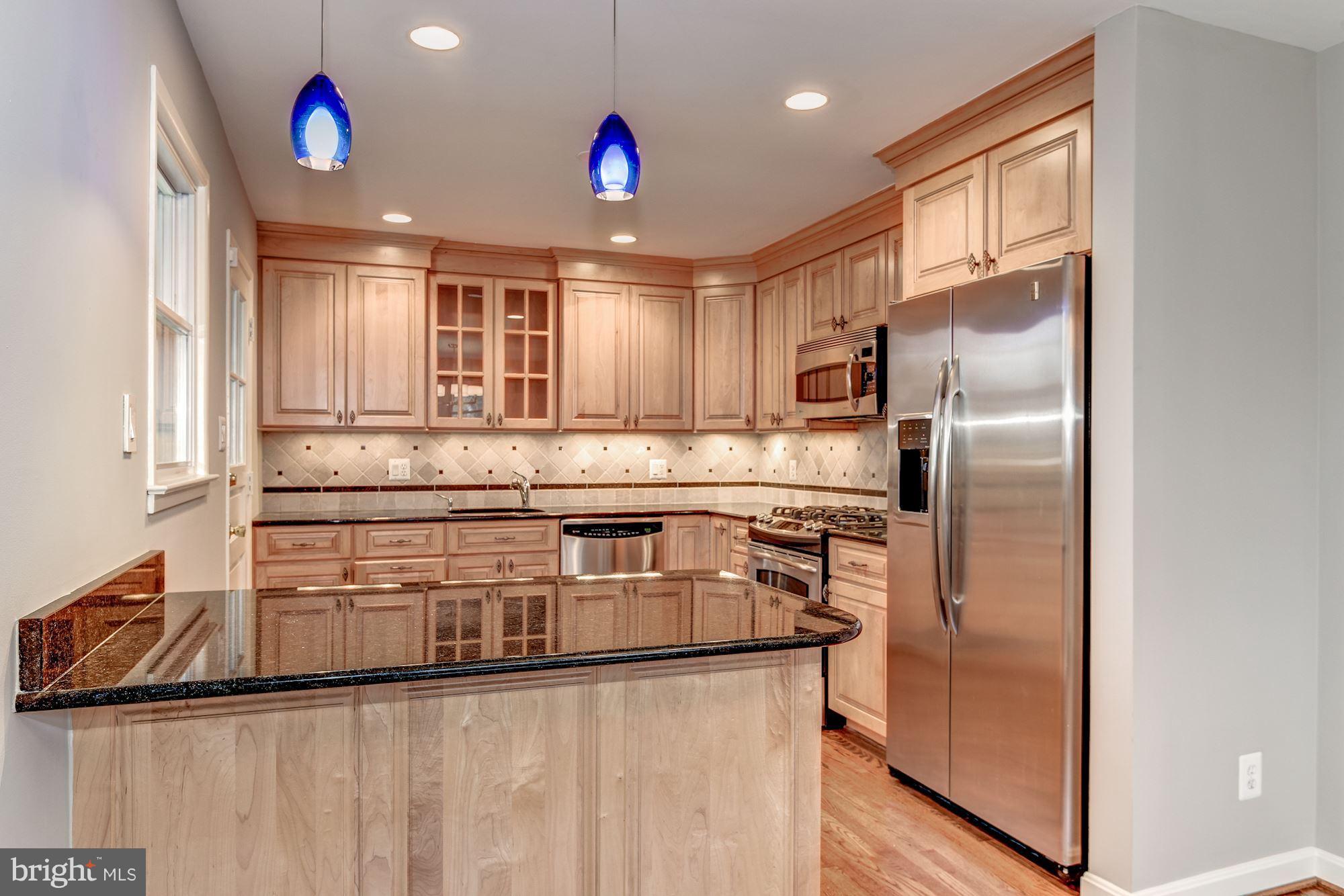 5615 Inverchapel Road Springfield, VA 22151 - Photo 8 of 17 COBALT PENDANTS OVER WORK SPACE