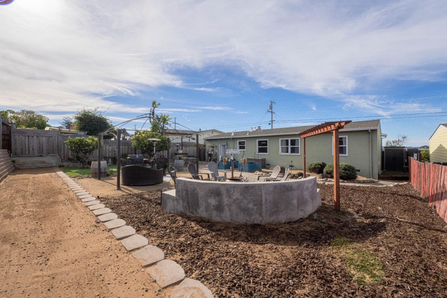 2080 Buchanan Street Seaside, CA 93955 - Photo 25 of 28