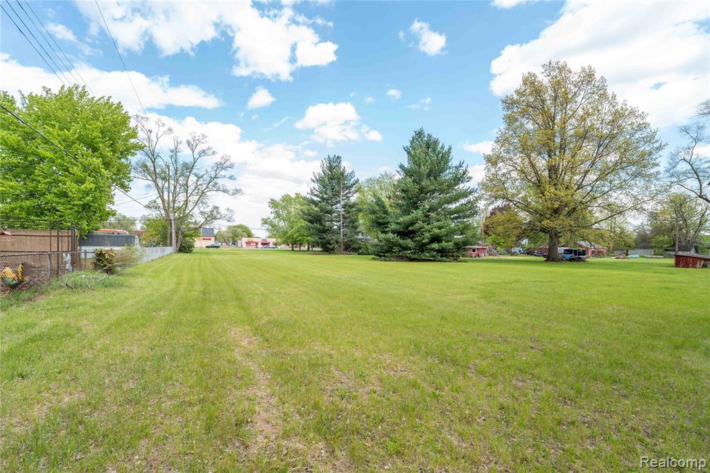 9282 Wayne Road Romulus, MI 48174 - Photo 26 of 39